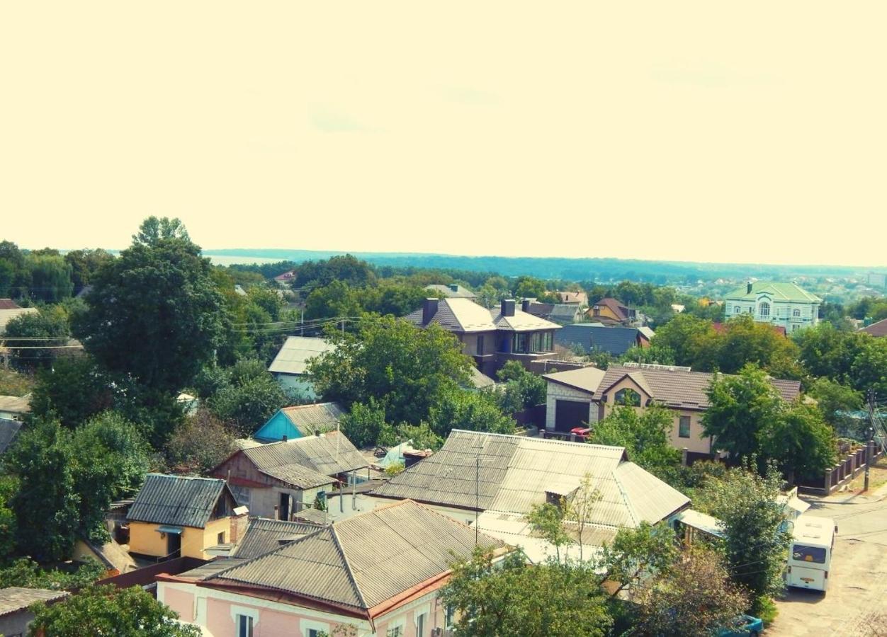 Комфортні Апартаменти Біля Фентезі Парка Umanʼ Exterior foto